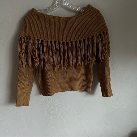Angashion Off Shoulder Fringe Gold Sweater - Picture 7 of 7